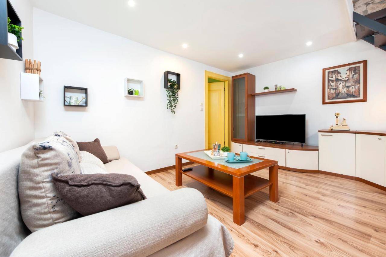 Ap Downtown Apartment Rovinj Exterior photo